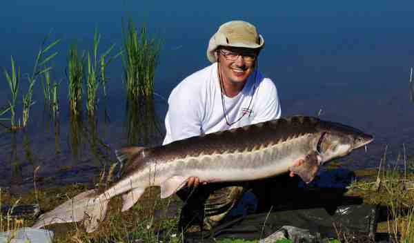 Jesper Kjærgård med en flot fisk på 21,5 kilo fra Blue Rock.