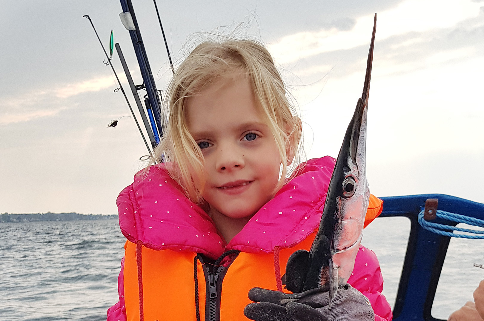 Med pigerne efter hornfisk