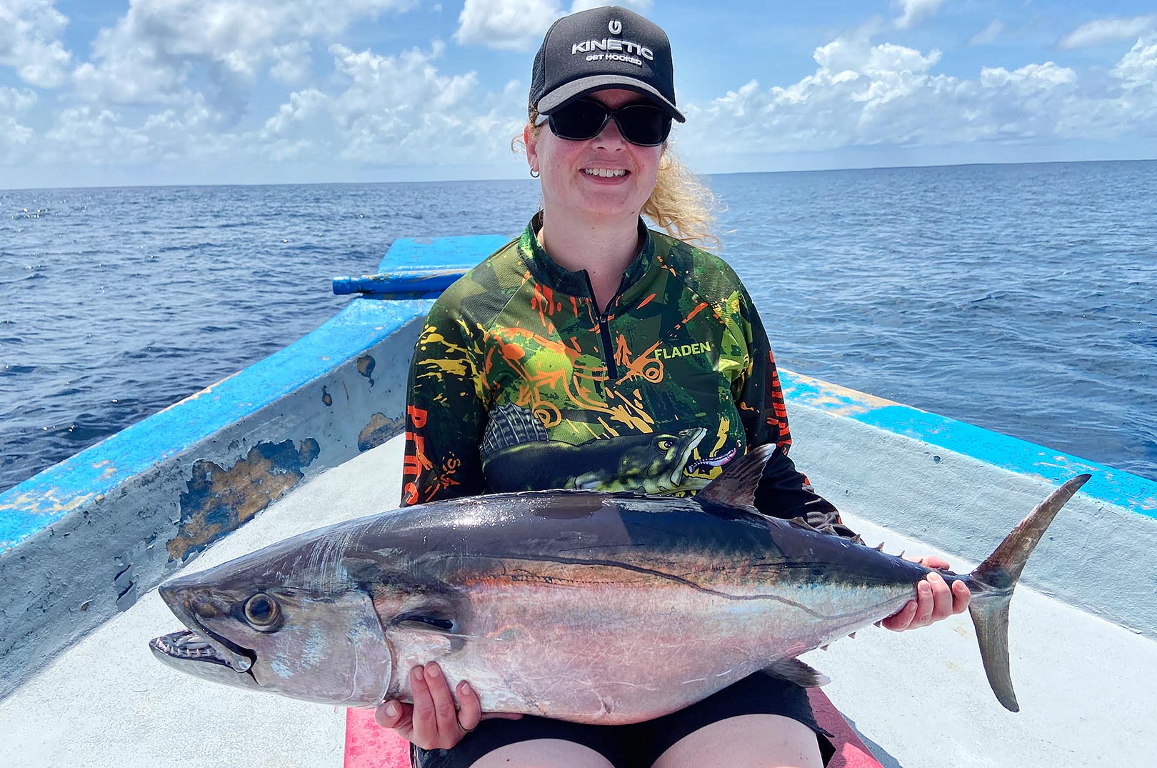 Natalie Weber med en flot dogtooth tuna fra Maldiverne.