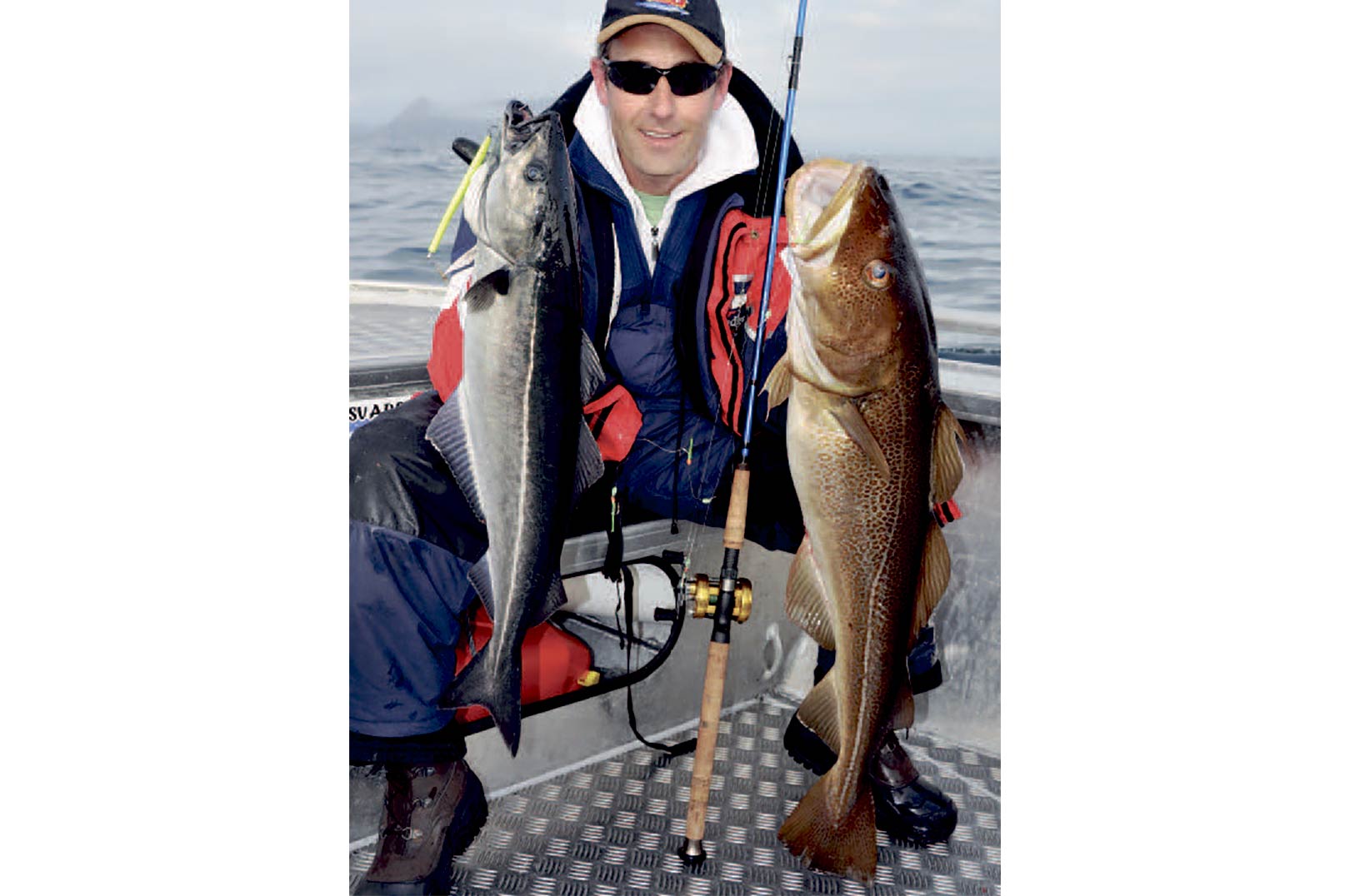 Hvis de adspurgte fiskeeksperterskal fremhæve nogle farver, der kan gøre en forskel ved pirkefiskeri, så nævnes rød og gul til torsk på lavere vand og blanke og selvlysende agn til fiskeri efter sej.