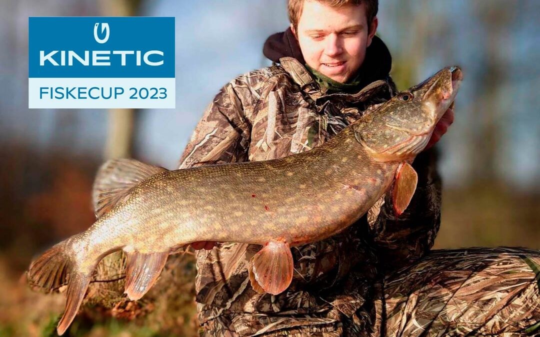 Kasper med en af sine fine gedder han tilmelder Kinetic Fiskecup 2023