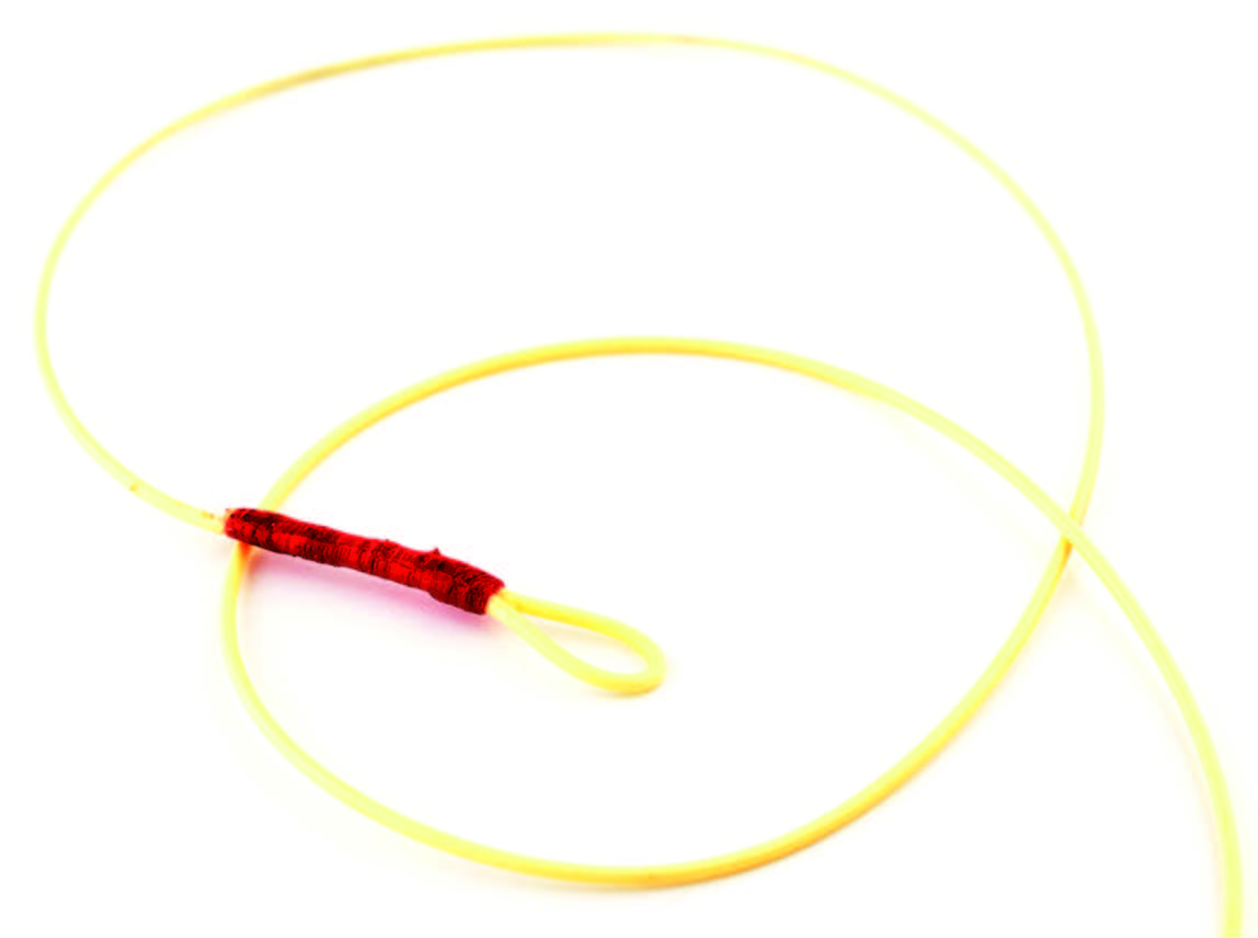 Jespers strikeindikator består afrød bindetråd på løkken mellem flueline og forfang. Simpelt men effektivt.