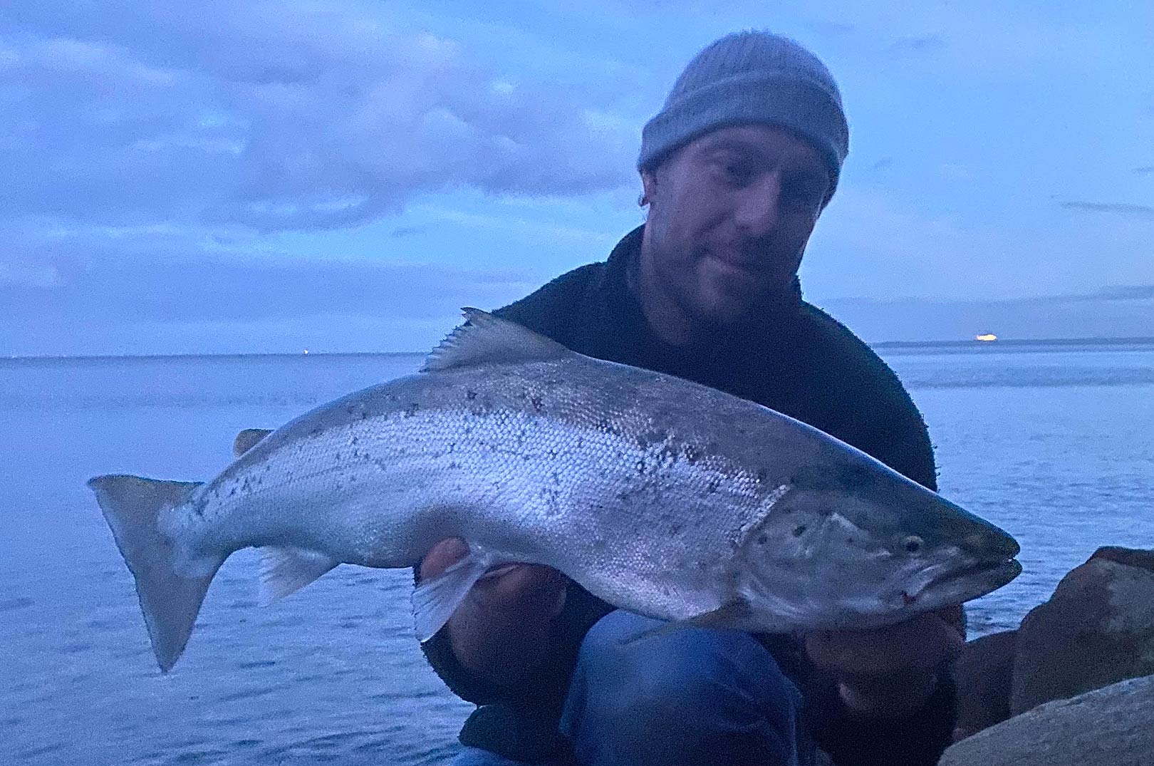 Henrik Qvirin Reiter med sin guddommeligt smukke balkfisk taget på en spontan tur til kysten.