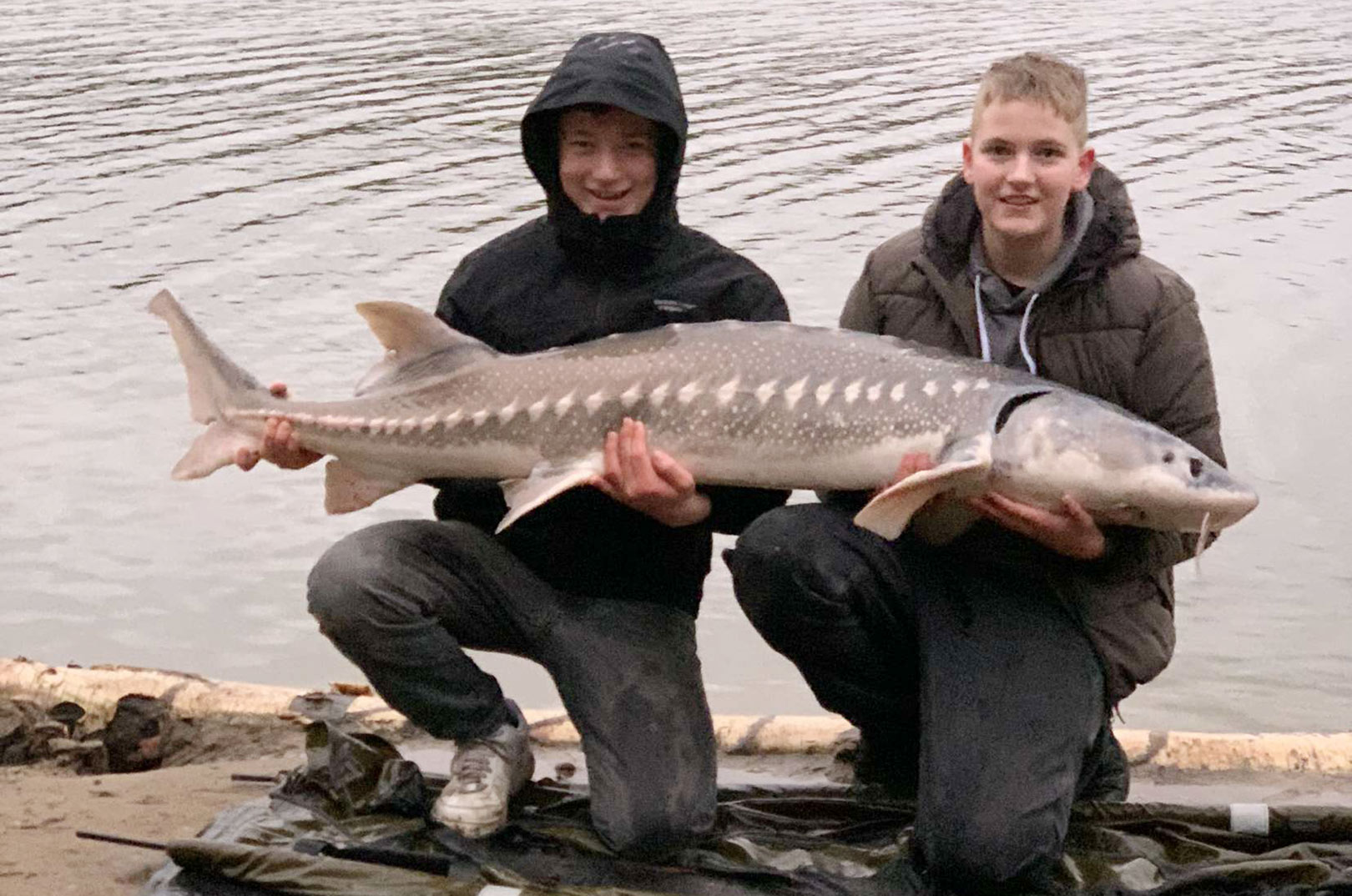 SØNDAGSTUR GAV FINE STØR - Fisk & Fri