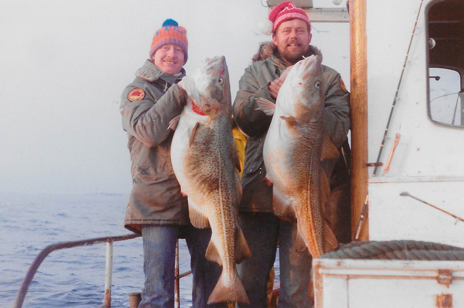 2.Foto: Per Ekstrøm. Per B. Larsen med torsk på 20 kg og 17,5 kg.