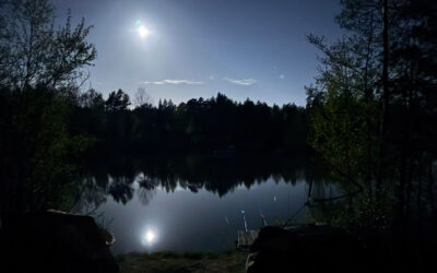 FISKERIET I DE LYSE NÆTTER