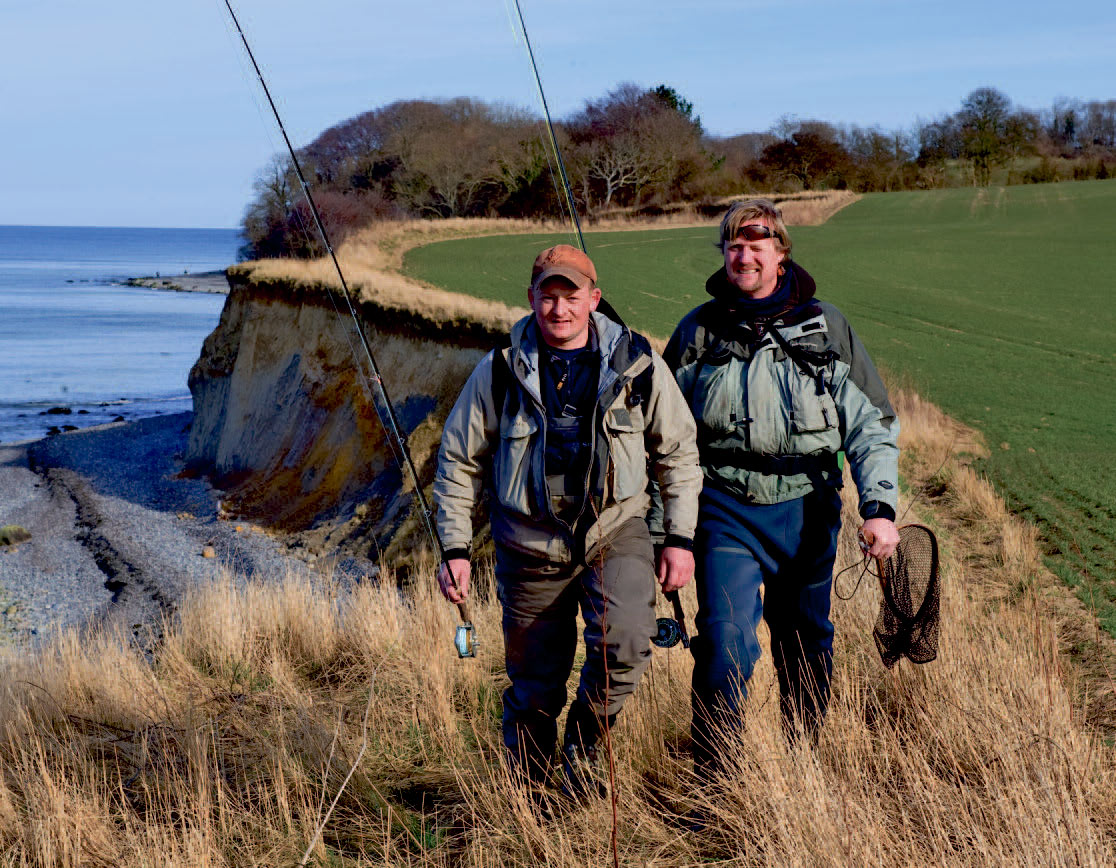 Brunhoved byder på et rigtiggodt havørredfiskeri, og på stenrevet tv bag klinten er der fanget rigtig mange fisk.