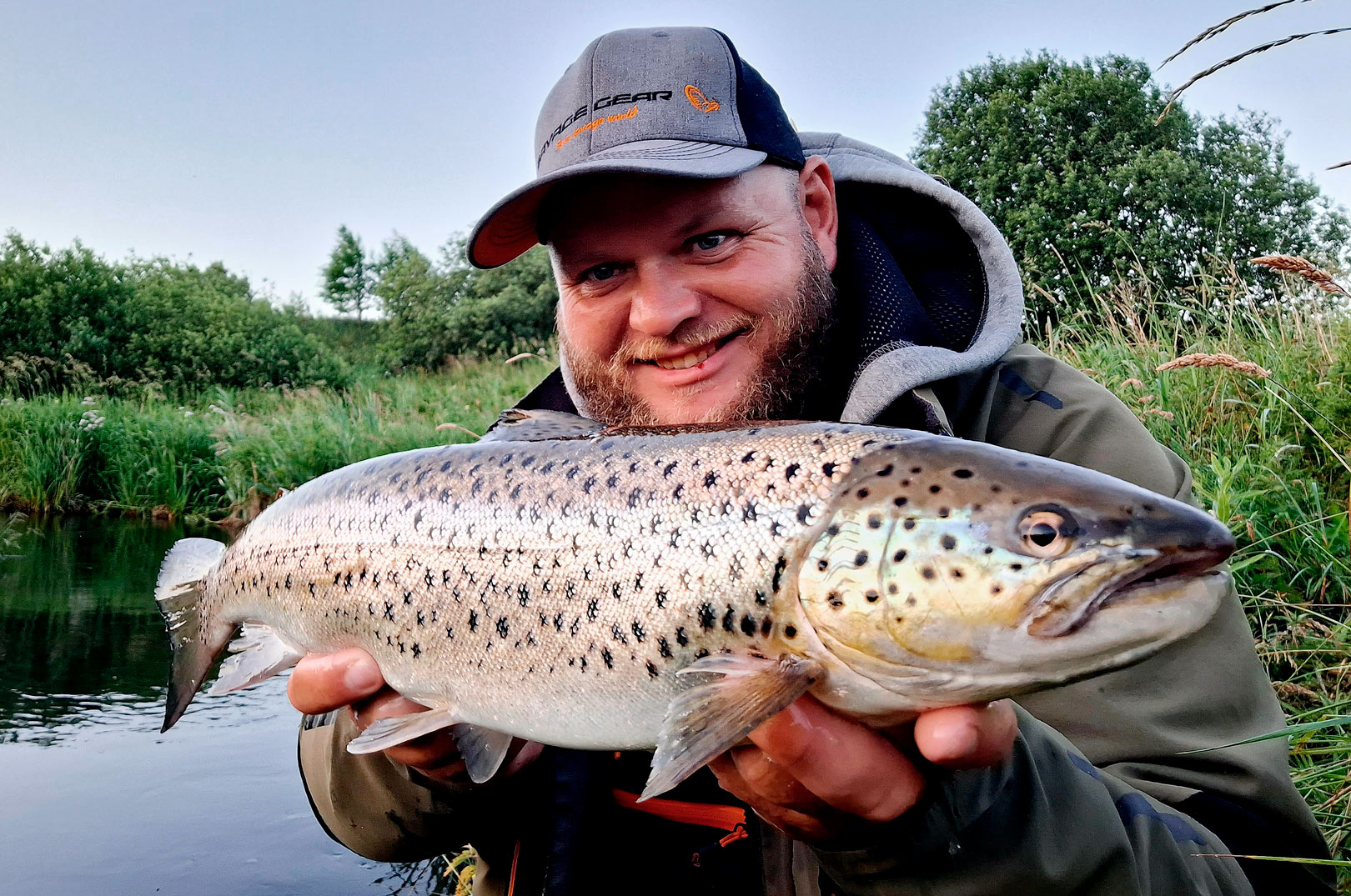 Mads Davisen havde en god tur med hele tre havørreder over 60 cm på sin Savage Gear Goby Crank wobler.
