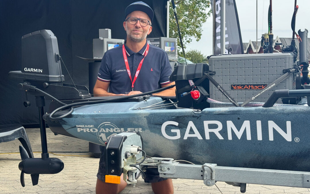 Lars Nielsen med den nye Garmin Force Current