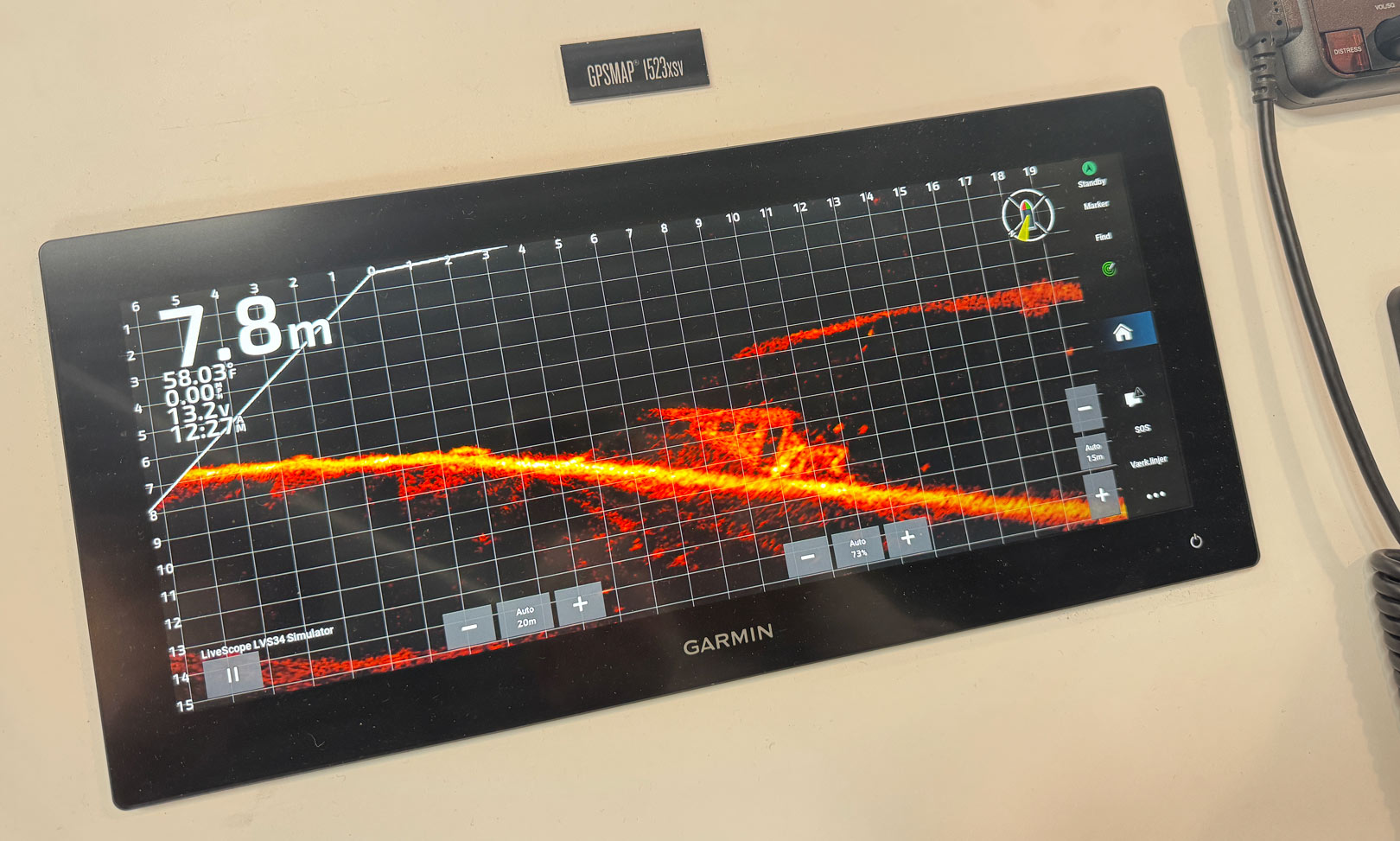 Garmins GPS Map 1523XSV