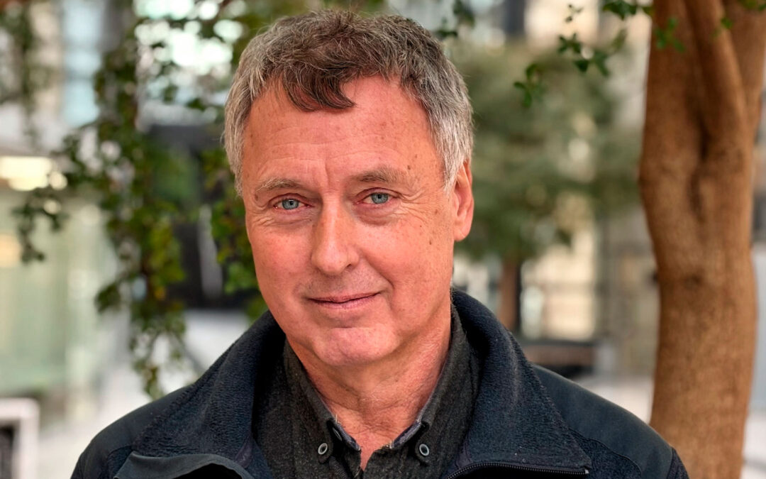 Stiig Markager holer foredrag om vandmiljø i Thorning Forsamlingshus.