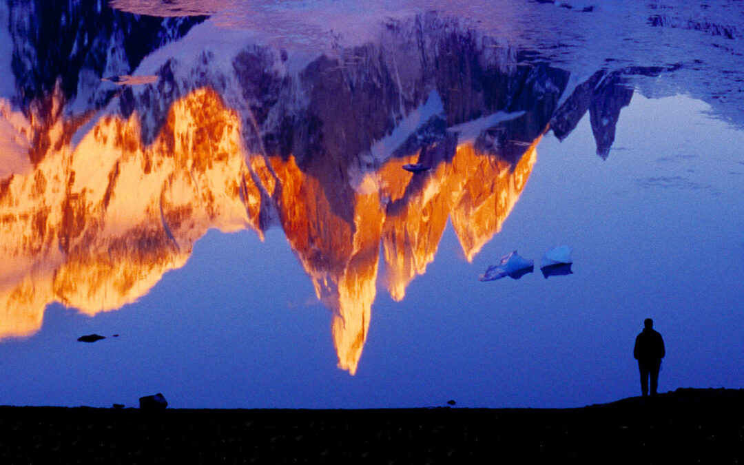 Der vil fremover bliver mere stof om Friluftsliv på fiskogfri.dk. Her ser du reflekstiionerne af Cerro Torre i den argentinske del af Andesbjergene.