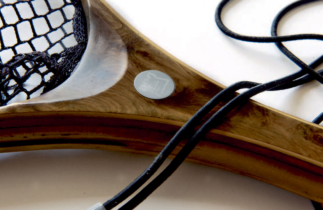 Elastiksnor kan være en fordel inogle situationer – og kan afhængig af monteringsformen være rart at have til fx nettet.