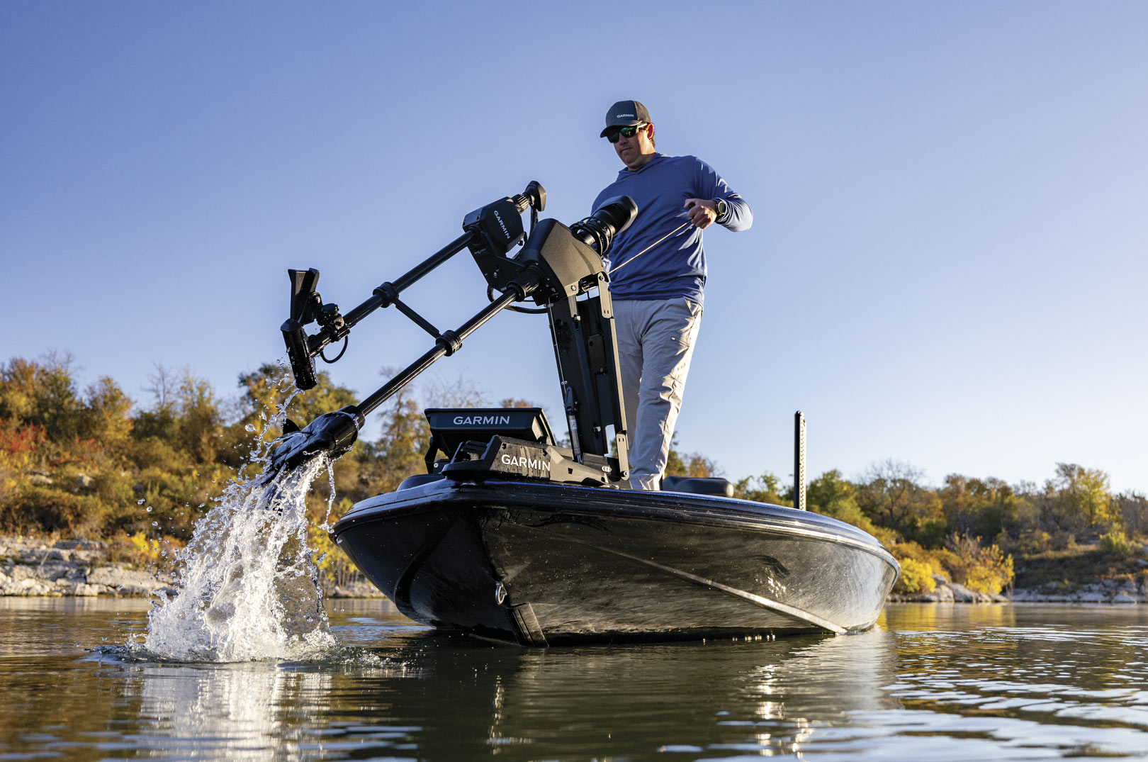 Selv om Spy Polen er monteret på din frontmonterede Force elmotor, bevæger den sig uafhpngigt af denne.