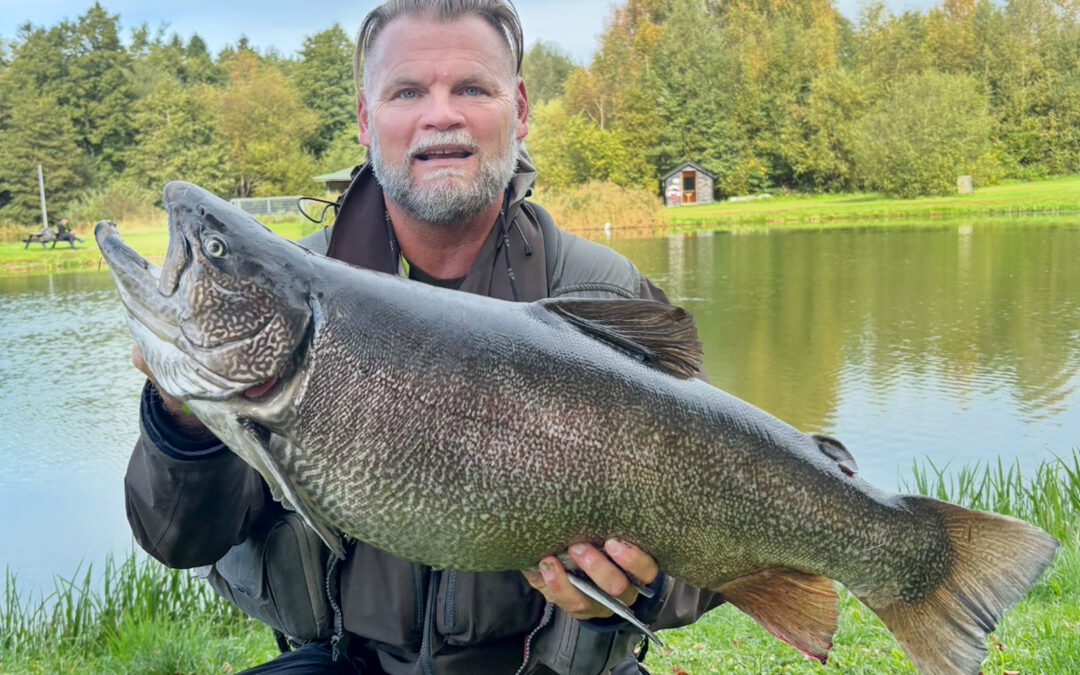 Klaus Hansen med potentiel ny Danmarksrekord for sølvørred fra Medestedet.