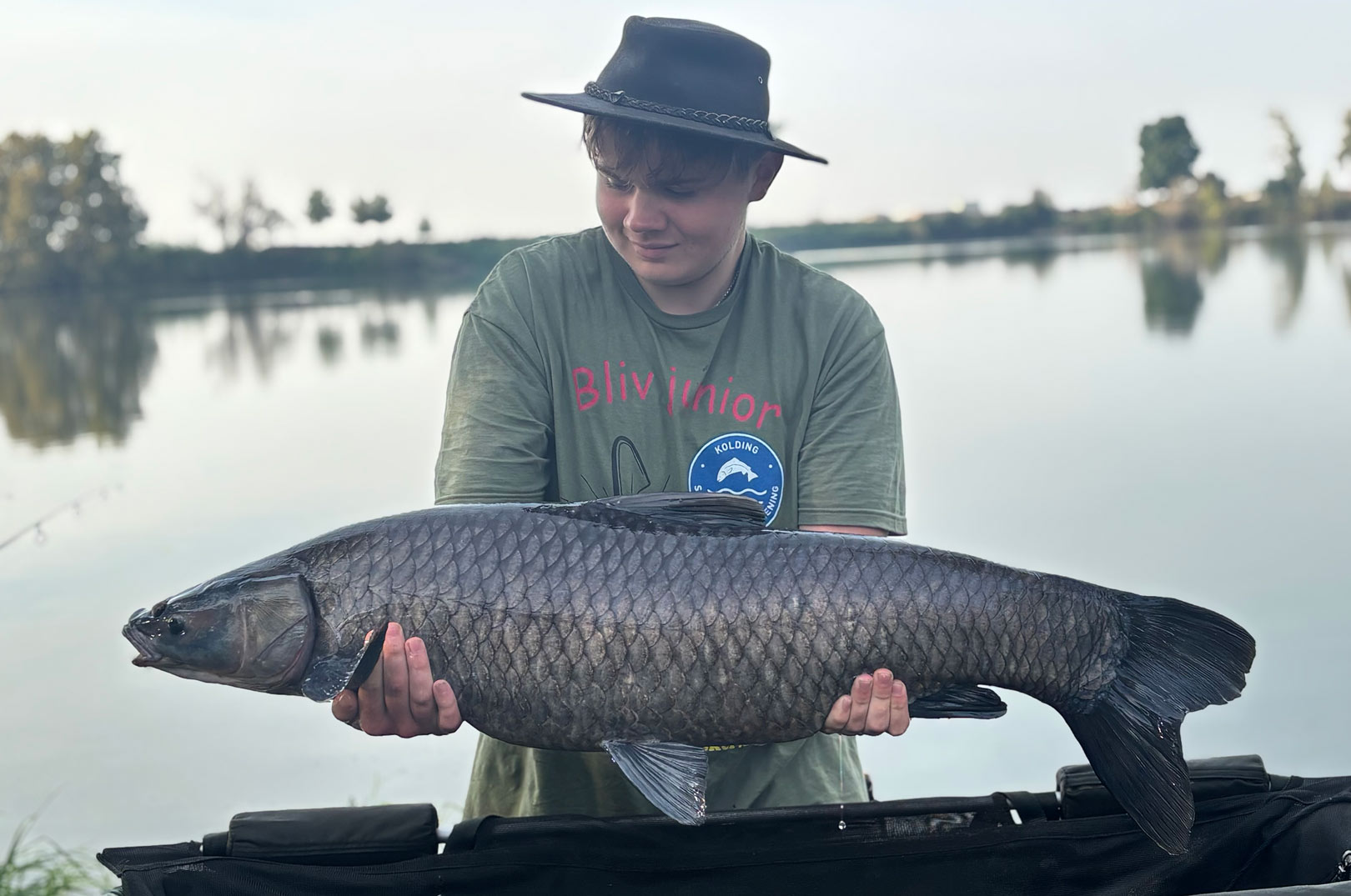 Storm Riis med en fantastisk black carp fra World Carp Lake i Italien.